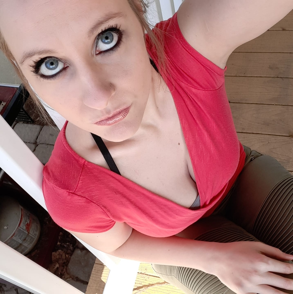 Meet your Posher, Lana